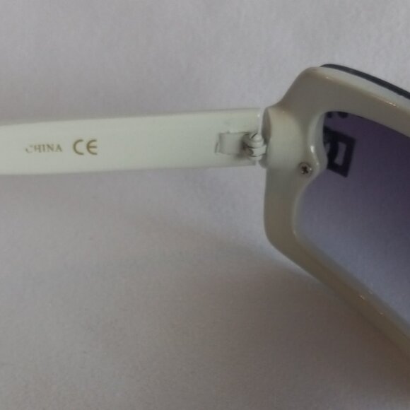 DG sunglasses - Picture 6 of 7